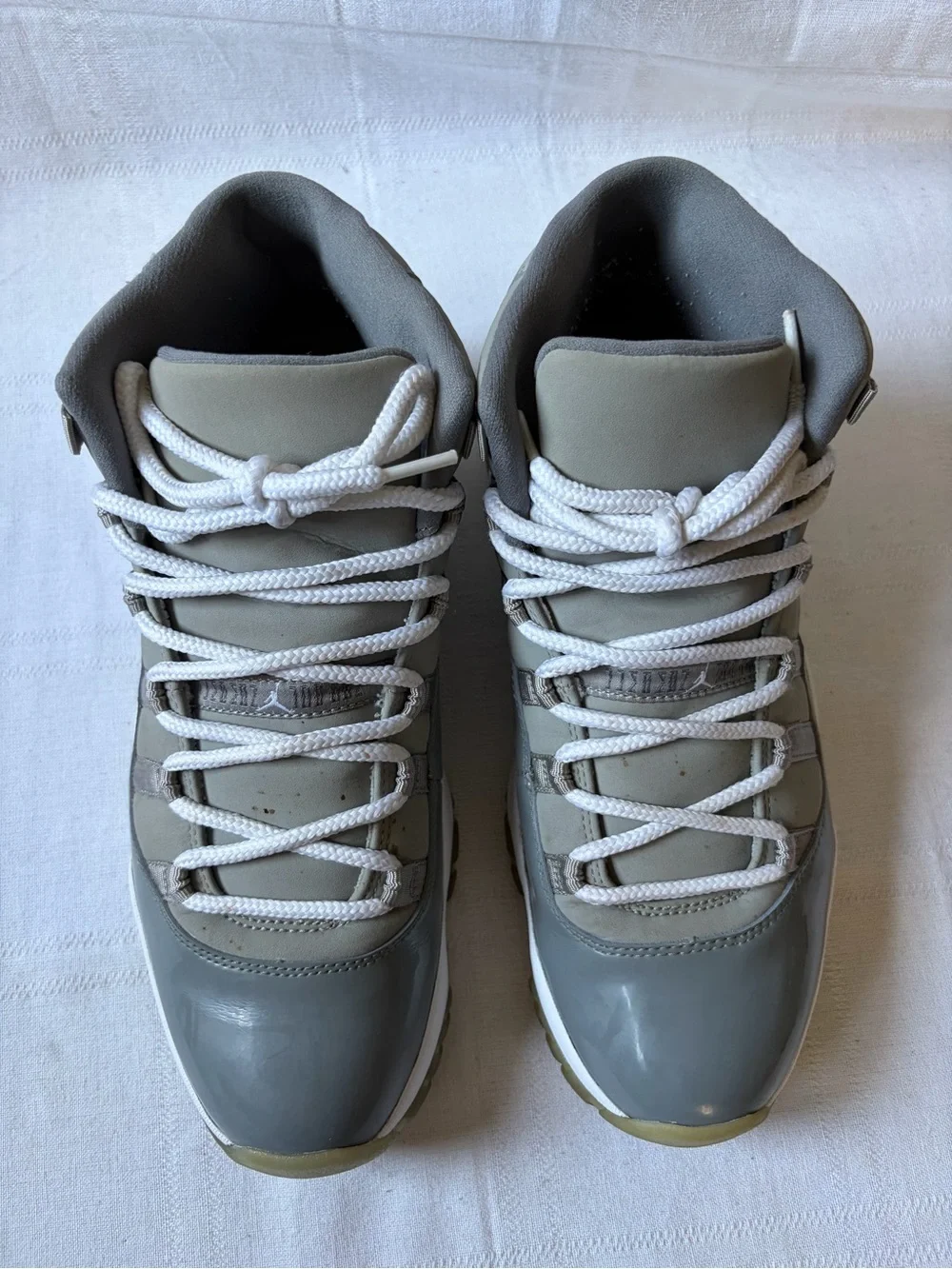 Air Jordan 11 Retro 2010 Cool Grey Size 10.5 378037-001 Sneakers